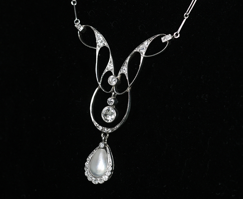 Antique Gallery Soleil アンティークジュエリー / 虹色 天然